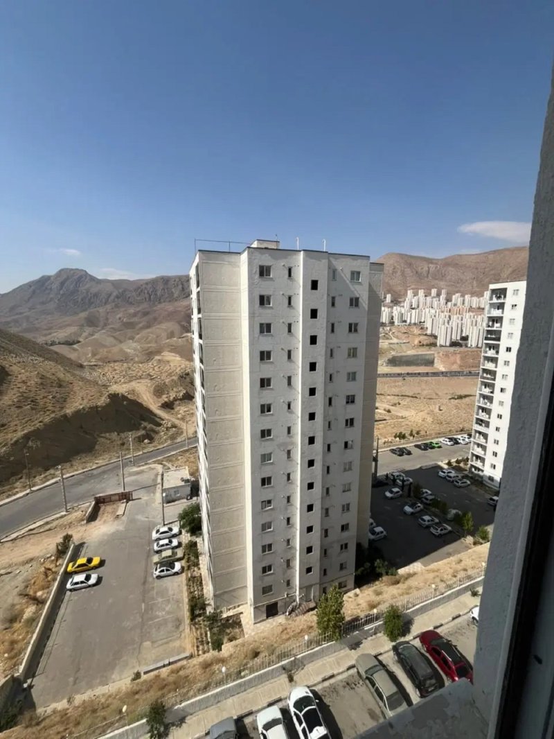 آپارتمان 87 متری دو خوابه در فاز 11 پردیس15724750724