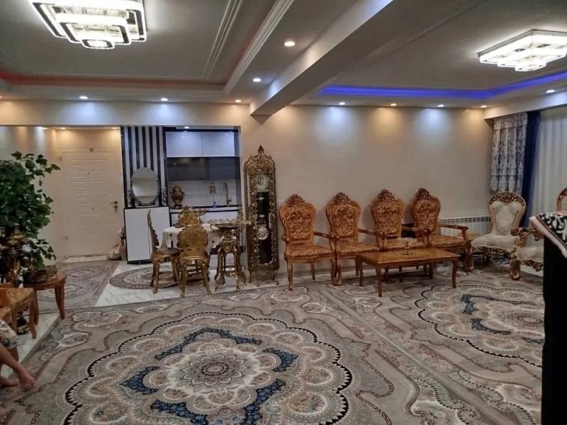 آپارتمان 120 متری دو خوابه در فاز ۸ پردیس15726350770