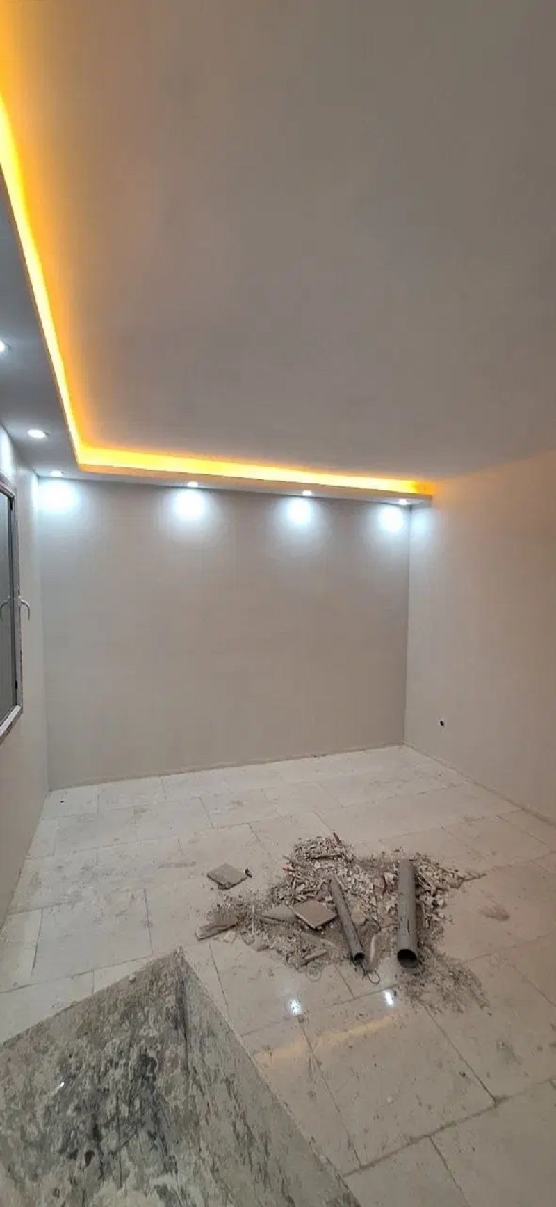 آپارتمان 100 متری دو خوابه در فاز ۸ پردیس15727250791