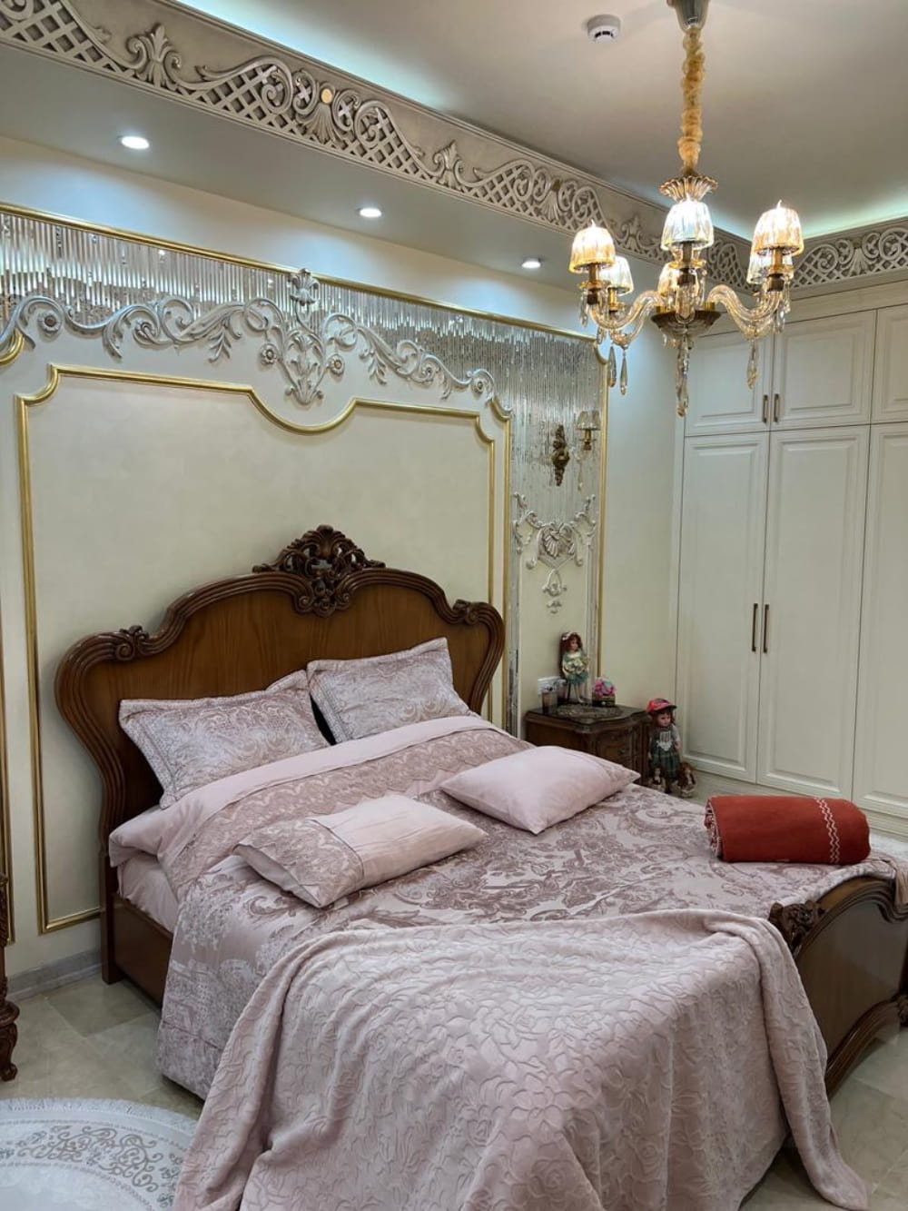 آپارتمان 121 متری سه خوابه در شهران شمالی تهران15767251149
