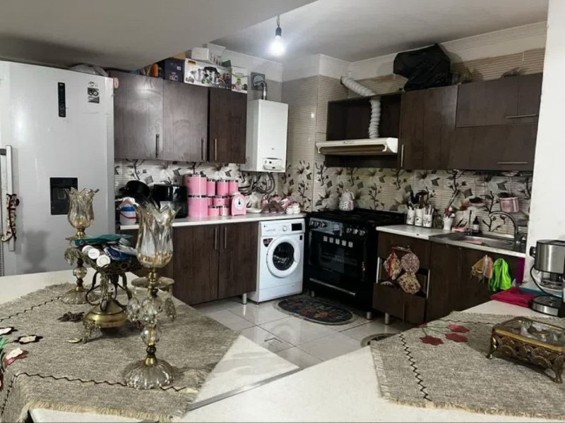 آپارتمان 117 متری دو خوابه در آزادشهر یزد15771651211