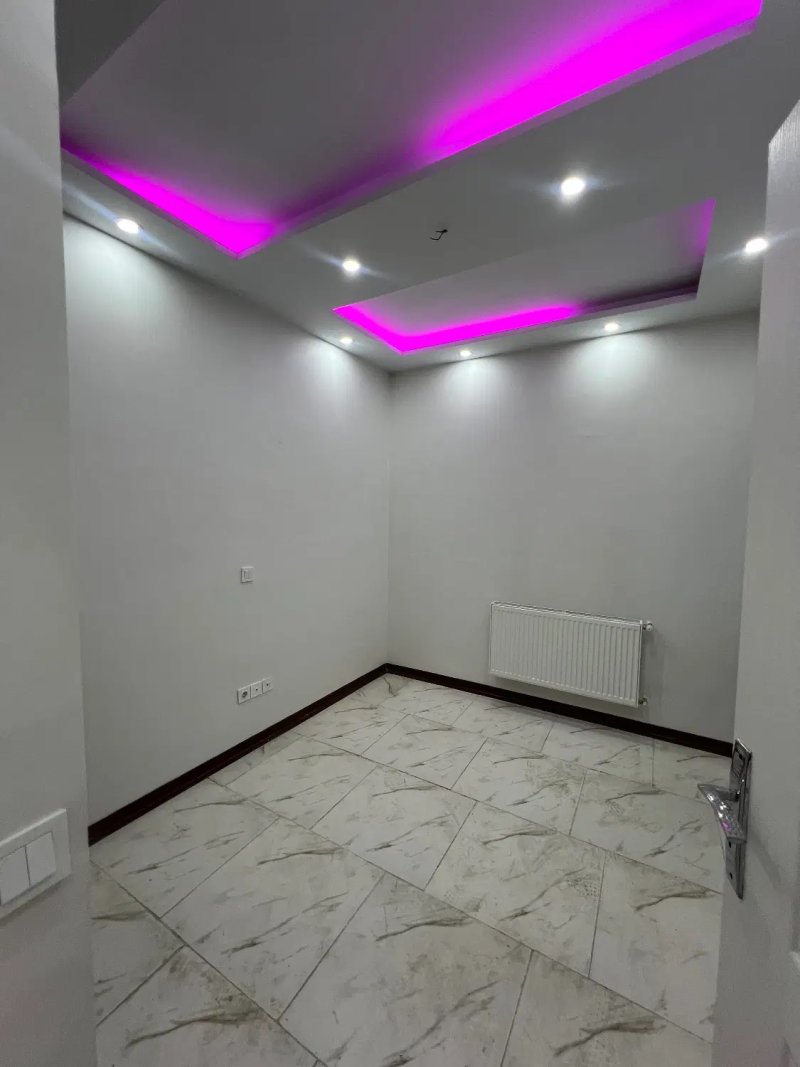 آپارتمان 100 متری دو خوابه در فاز ۸ پردیس15784351340