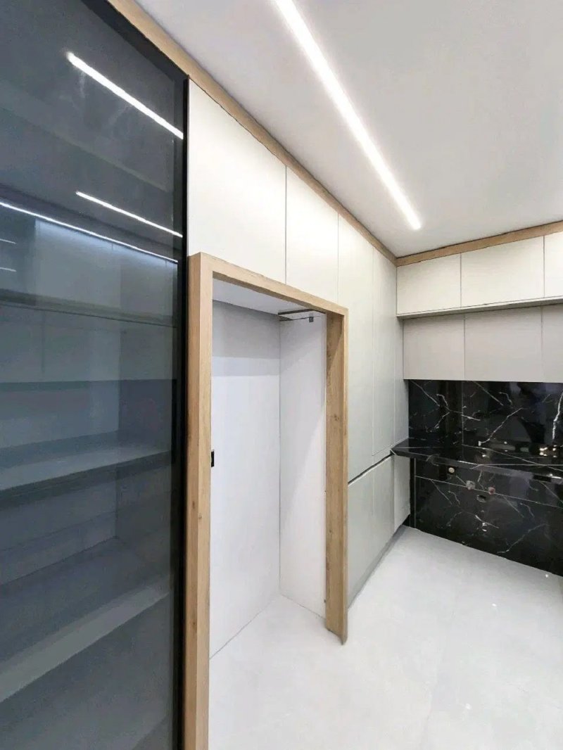 آپارتمان 105 متری سه خوابه در فاز 1 اندیشه15827252163