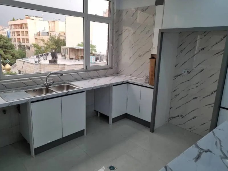 آپارتمان 95 متری دو خوابه در قیطریه تهران15838052408