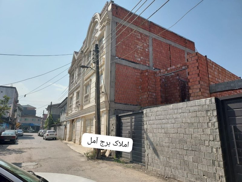 ویلا 200 متری در مطهر آمل15850152683