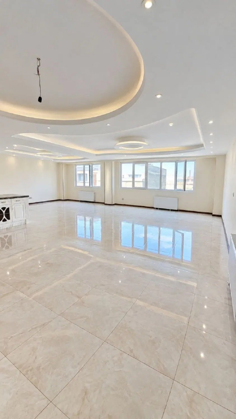 آپارتمان 165 متری سه خوابه در باغستان کرج15853552784