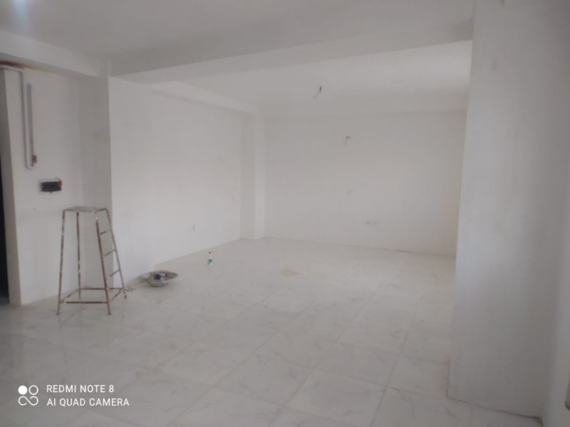 آپارتمان 80 متری دو خوابه در ملایر1268015299