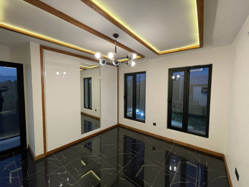 ویلا 600 متری چهارخوابه در طاووسیه کرج1268265314