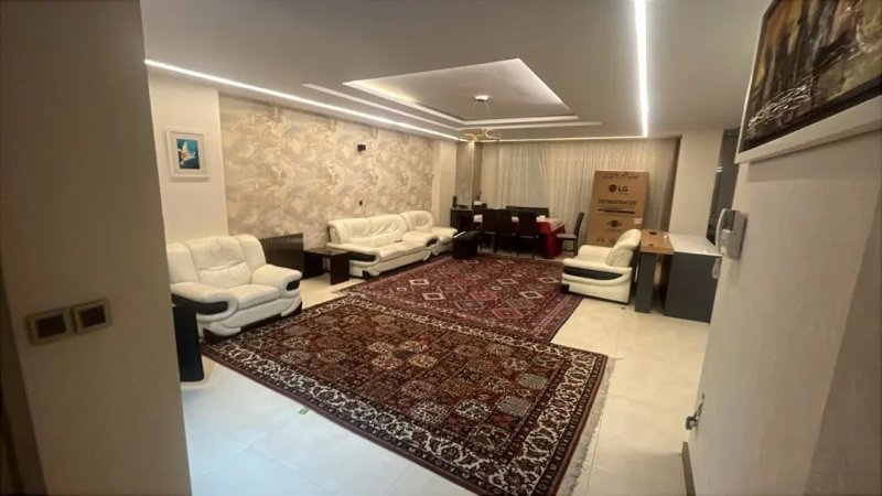 آپارتمان 87 متری دو خوابه در پونک تهران