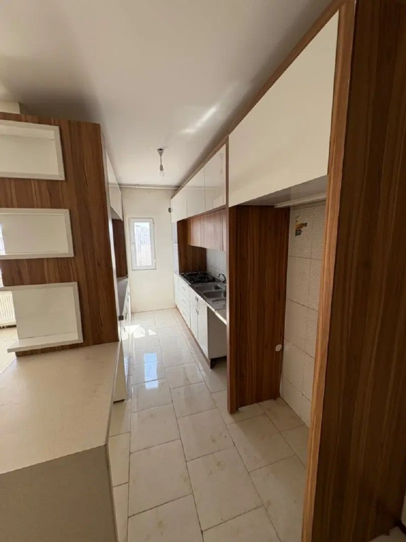 آپارتمان 87 متری دو خوابه در فاز 11 پردیس15893853696