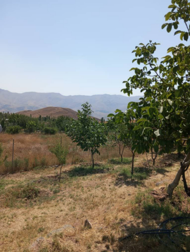 باغ 30 متری در سوهان طالقان1268475372