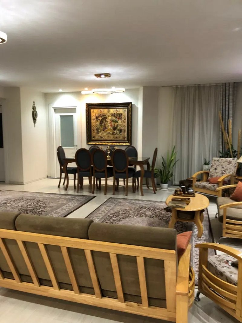 آپارتمان 113 متری دو خوابه در سعادت آباد تهران15991655492