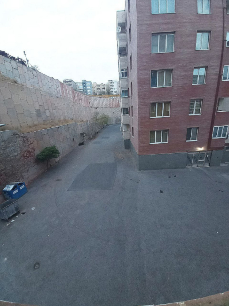 آپارتمان 80 متری دو خوابه در ولیعصر تبریز1269585861