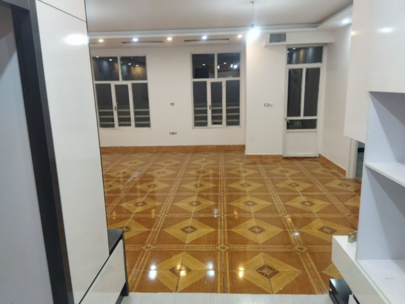 آپارتمان 74 متری یک خوابه در خیابان سعدی ملایر1269855877