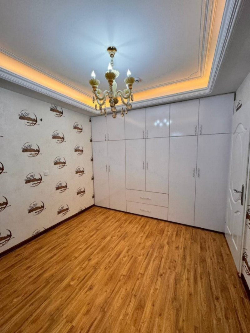 آپارتمان 105 متری دو خوابه در فرشته جنوبی تبریز1270766143