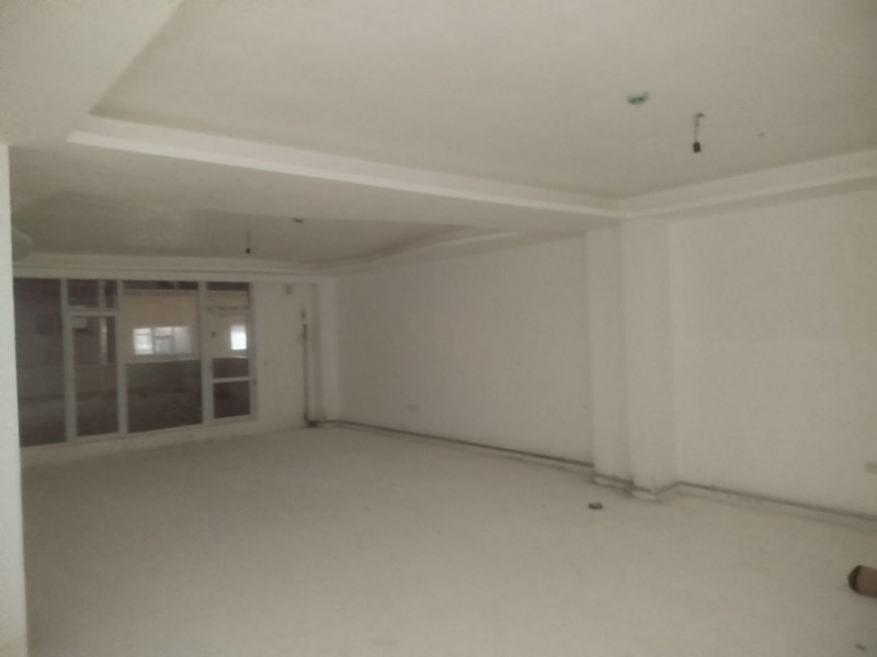 آپارتمان 142 متری دو خوابه در کوچه باغ تبریز