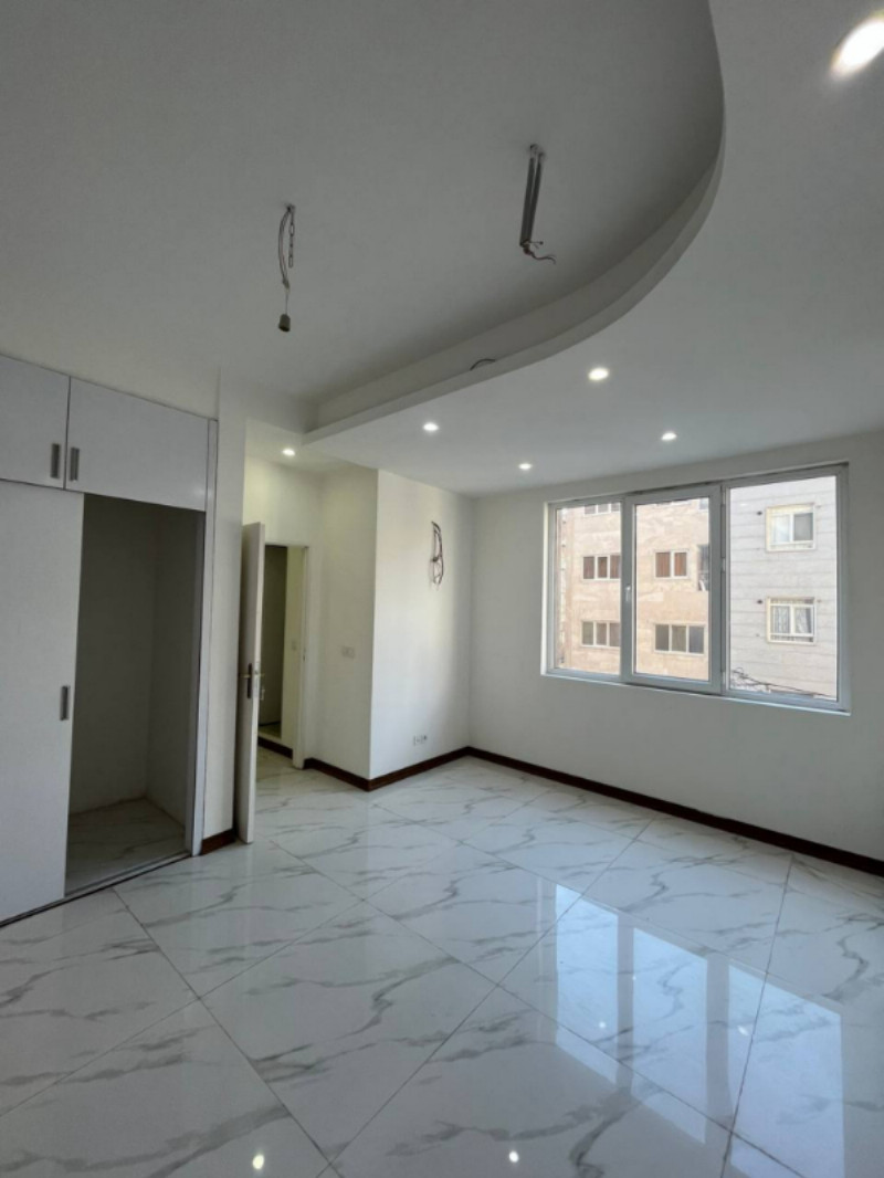 آپارتمان 125 متری دو خوابه در شهران جنوبی تهران1272436505