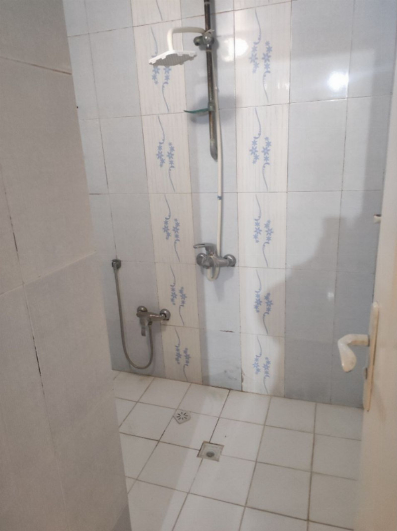 آپارتمان 105 متری دو خوابه در کوی نصر تبریز1274116832