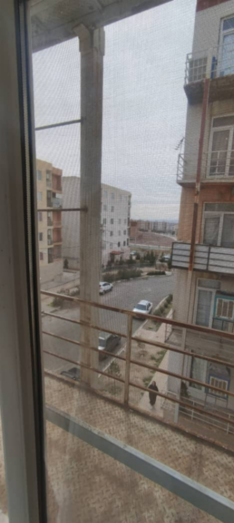 آپارتمان 82 متری دو خوابه در فاز 5 پرند1275367192