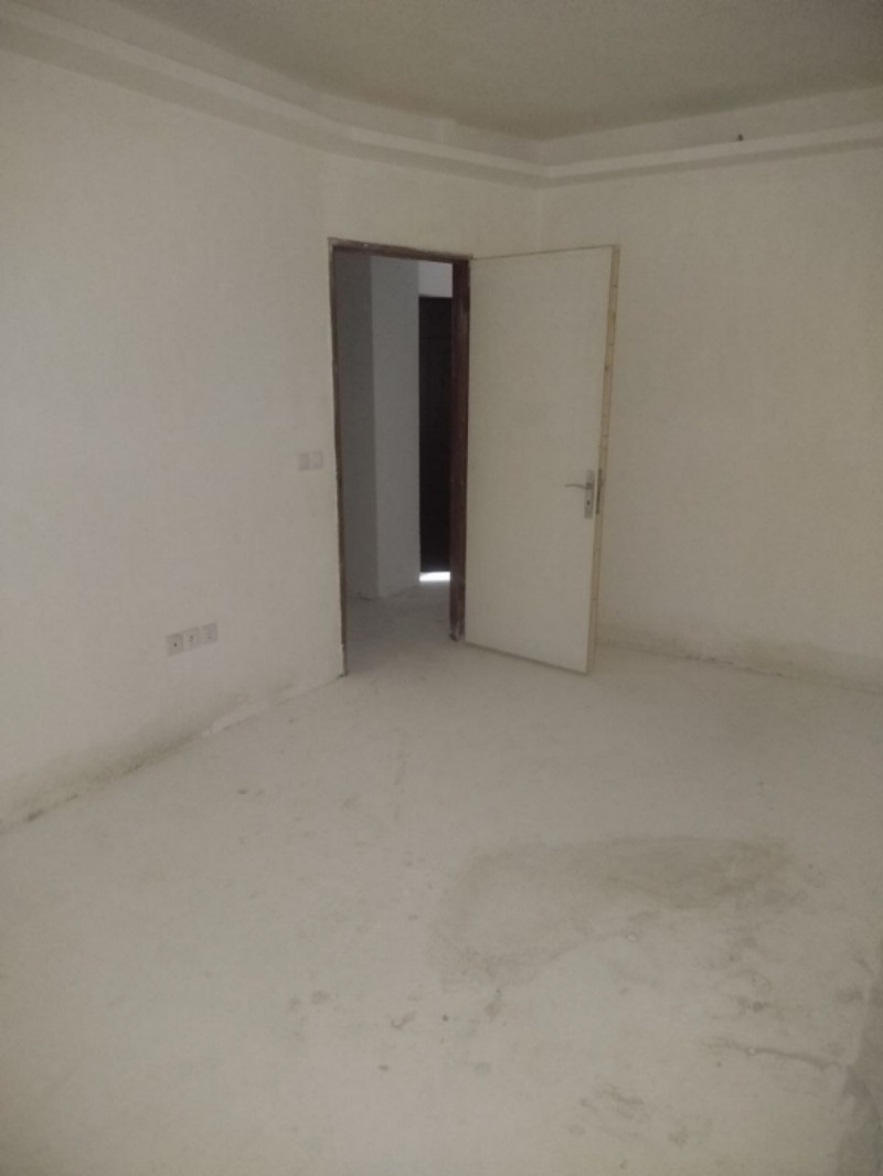 آپارتمان 142 متری دو خوابه در کوچه باغ تبریز