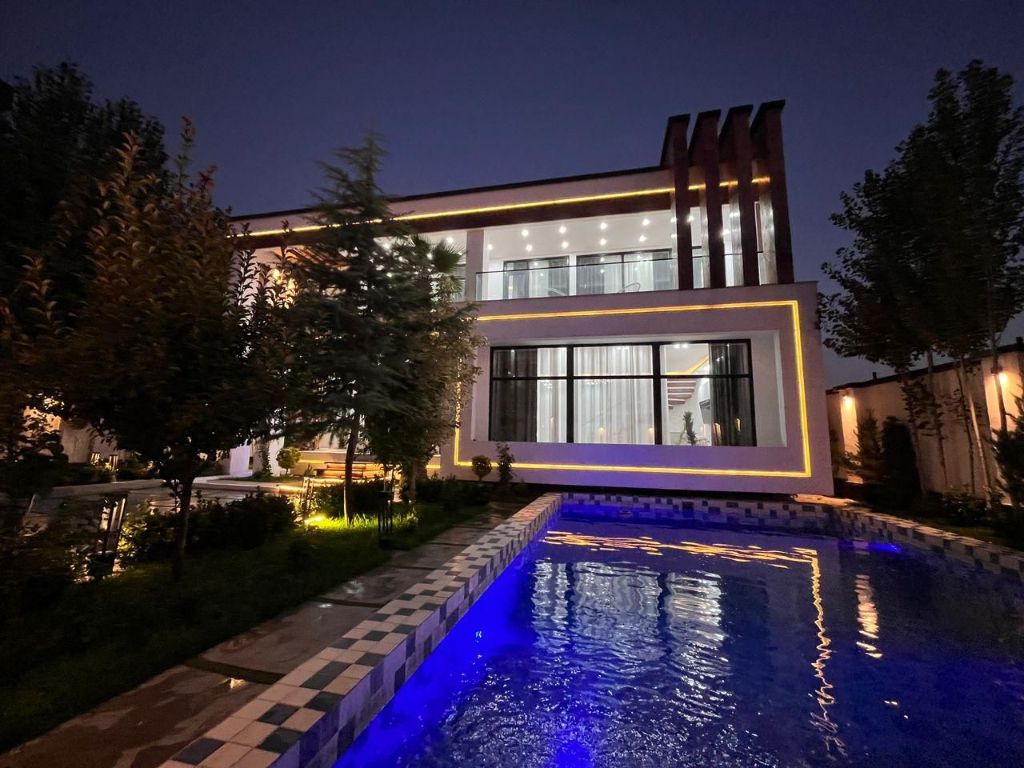 ویلا 550 متری سه خوابه در کردان کرج12404677