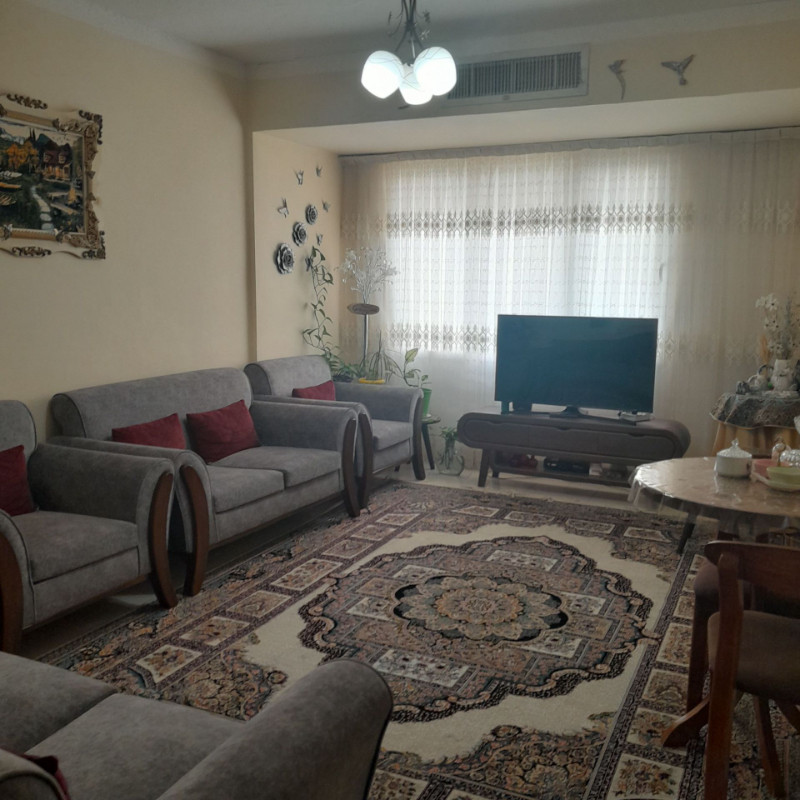 آپارتمان 75 متری دو خوابه در فاز 6 پرند124918801