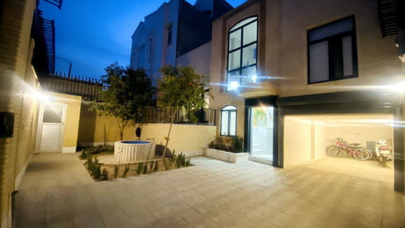 خانه 231 متری دو خوابه در خیابان مقداد یزد1278398063