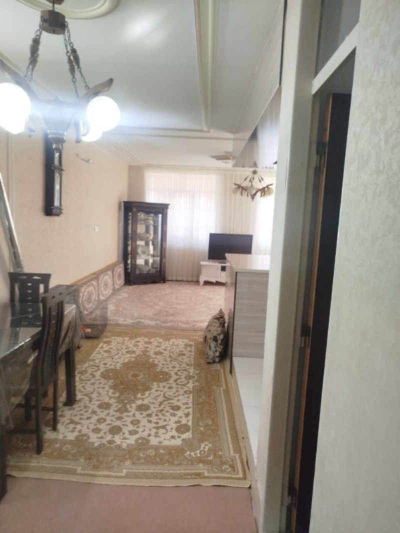 آپارتمان 90 متری دو خوابه در ولیعصر سبزوار1278468104