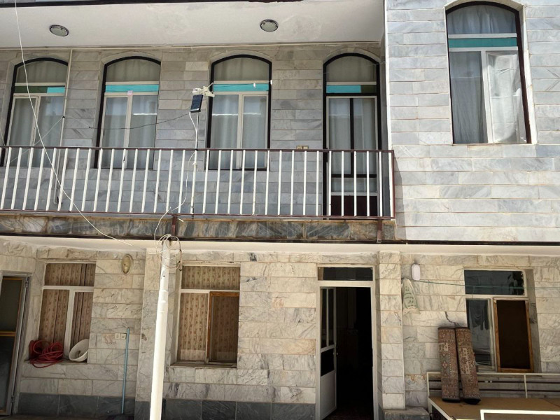 خانه 126 متری در میدان عارف ملایر124950817