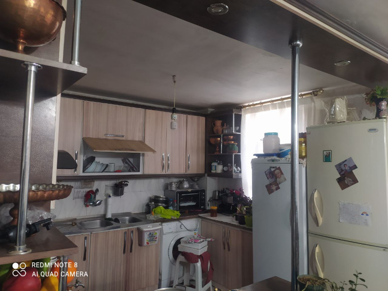 آپارتمان 60 متری دو خوابه در میدان سرو ملایر124955833