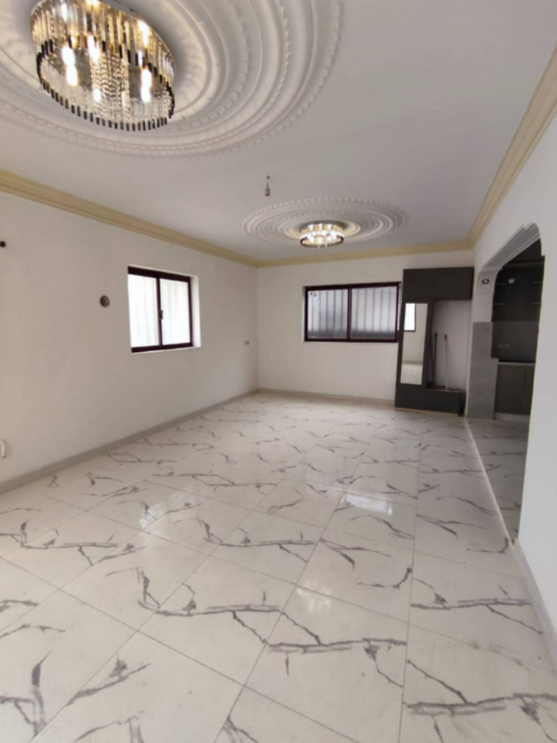 آپارتمان 85 متری یک خوابه در فریدون کنار1279388410
