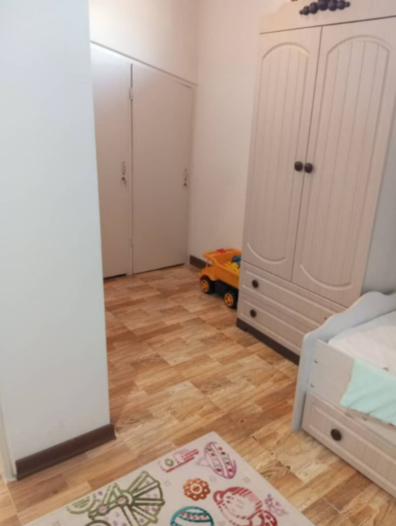 آپارتمان 158 متری سه خوابه در شهرک طالقان طالقان1281359469