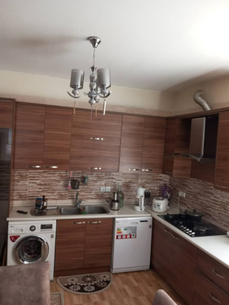 آپارتمان 158 متری سه خوابه در شهرک طالقان طالقان1281359470