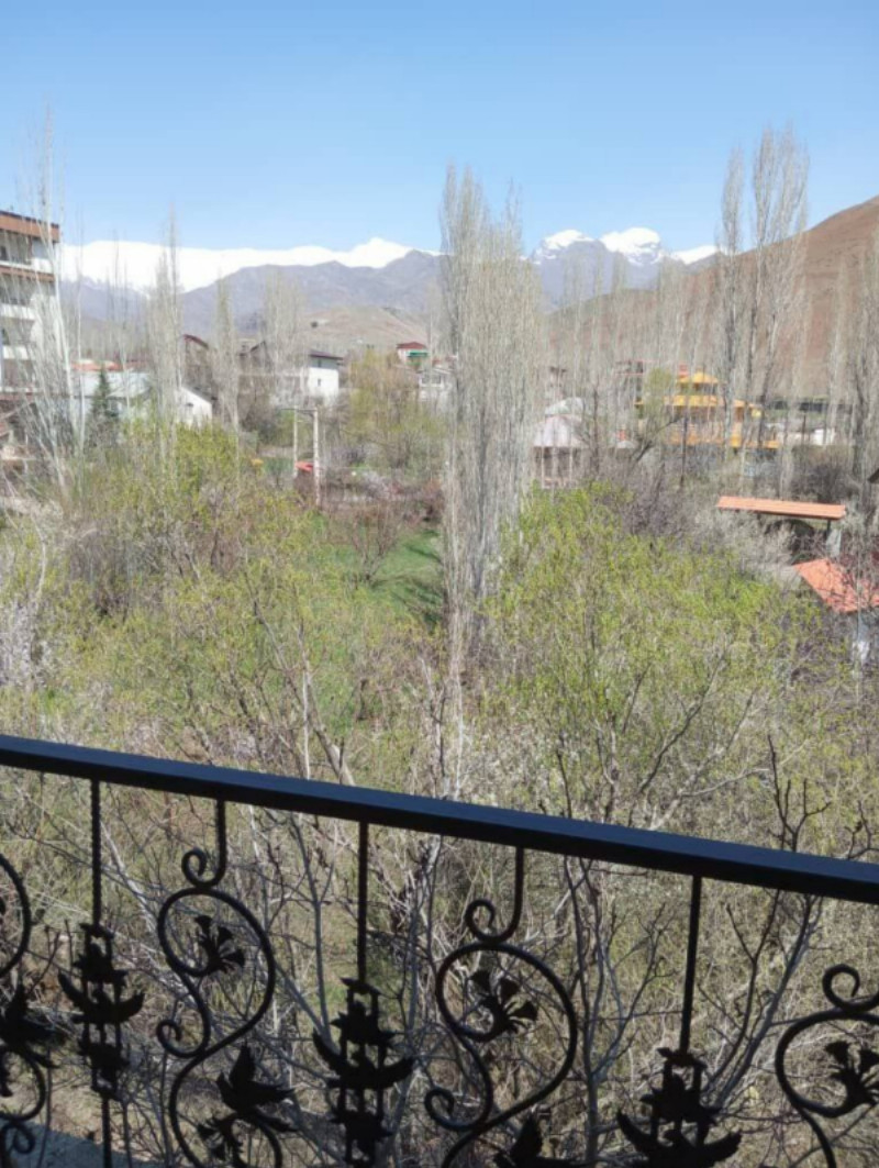 آپارتمان 125 متری دو خوابه در کولج طالقان1281379494