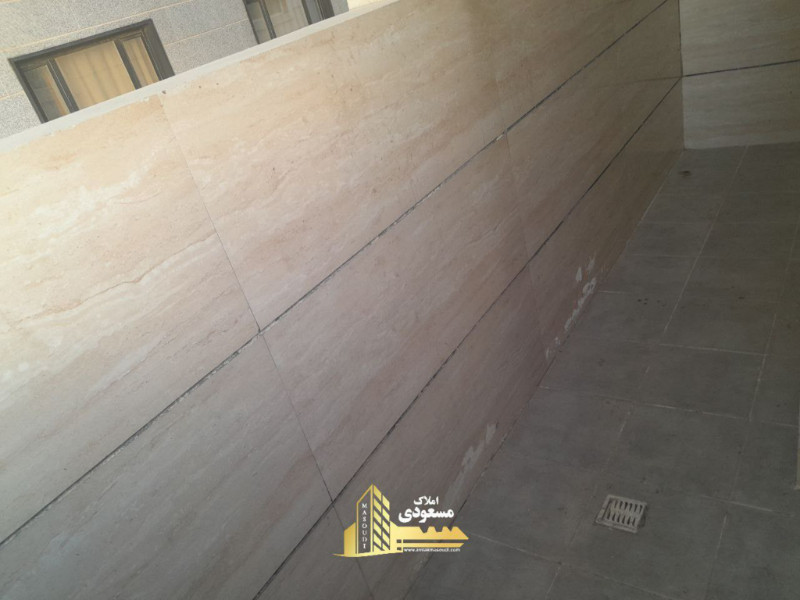 آپارتمان 130 متری سه خوابه در میدان امام خمینی شهریار1281509563