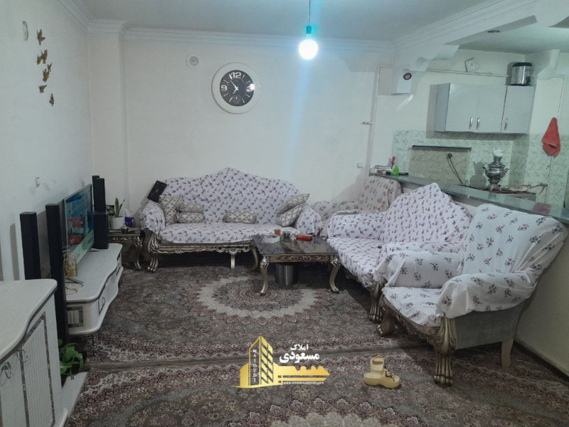 آپارتمان 60 متری در میدان امام خمینی شهریار1281539587