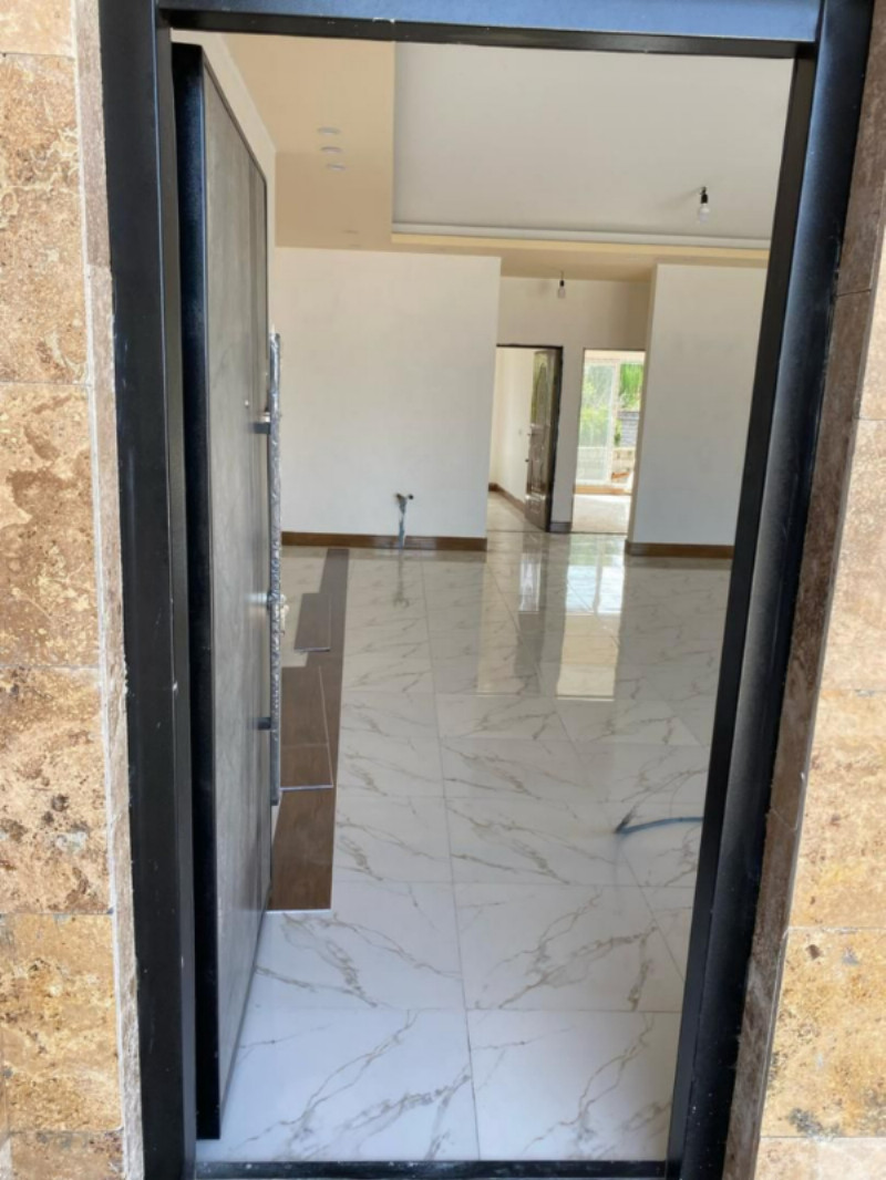 ویلا 100 متری دو خوابه در جاده سرخرود آمل1281759690
