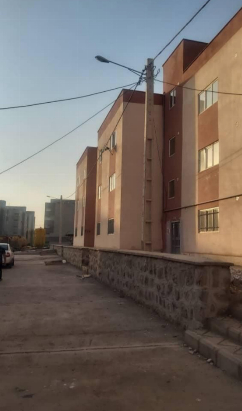 آپارتمان 80 متری دو خوابه در رسول اکرم پرند با وام1282159745