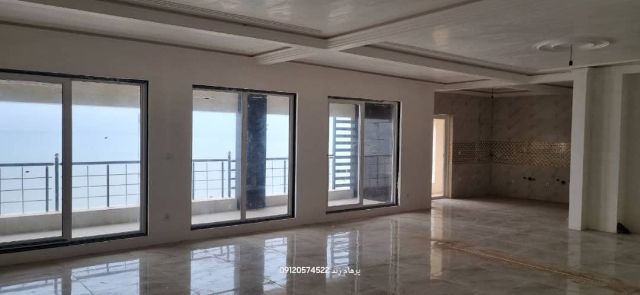 آپارتمان 175 متری سه خوابه در ساحل طلایی تنکابن