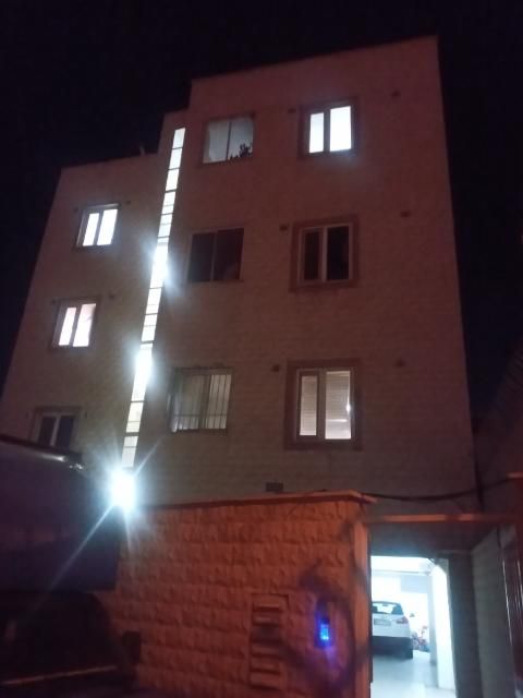 آپارتمان 82 متری دو خوابه در چهارراه مازندران سمنان